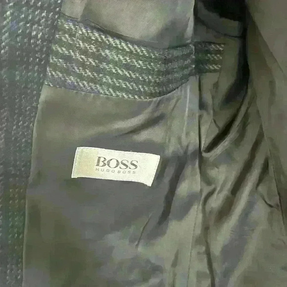 Hugo Boss Lambwool  size 39 - Picture 10 of 14